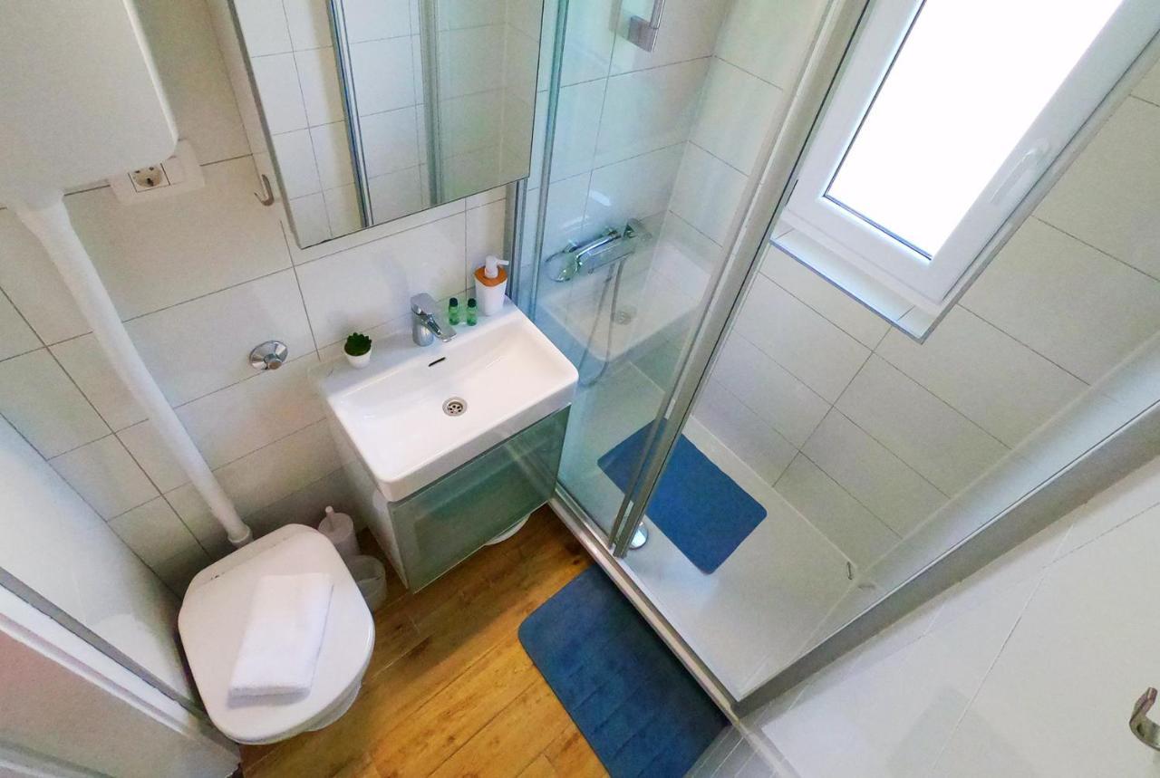 Beachfront Apartment Mala Tereza Σπλιτ Εξωτερικό φωτογραφία